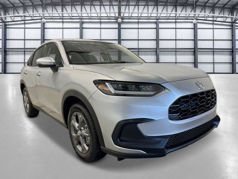 New 2027 Honda HR-V LX image 8