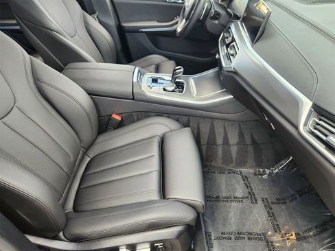 Used 2022 BMW X5 xDrive45e w/ Premium Package image 14