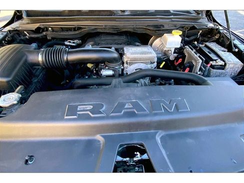 Used 2019 RAM 1500 Limited image 12