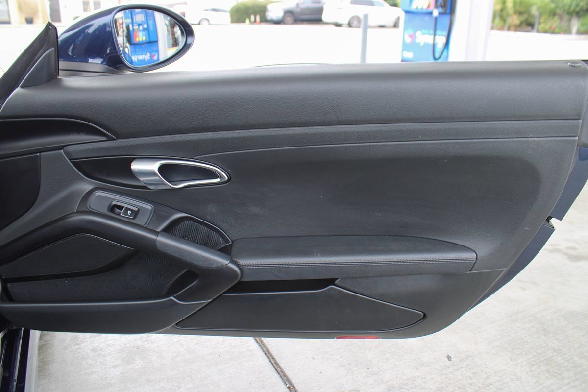 Used 2018 Porsche 718 Boxster S RWD image 44