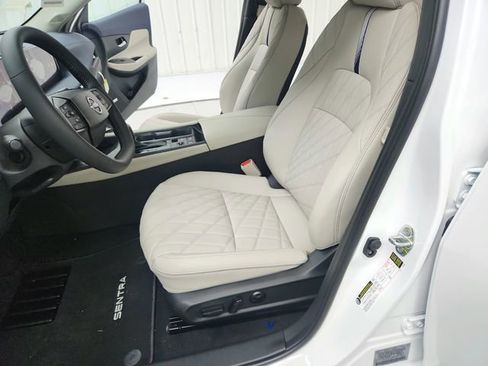 New 2026 Nissan Sentra SL w/ Floor Mat Package FWD image 19