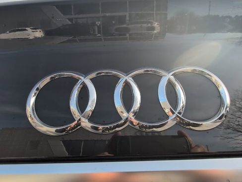 Used 2025 Audi Q5 2.0T Premium Plus w/ Premium Plus Package image 13