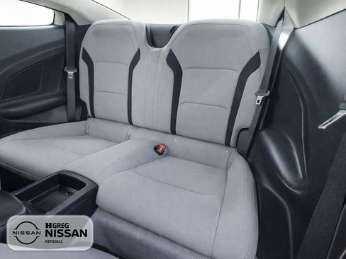 Used 2022 Chevrolet Camaro LT RWD image 12