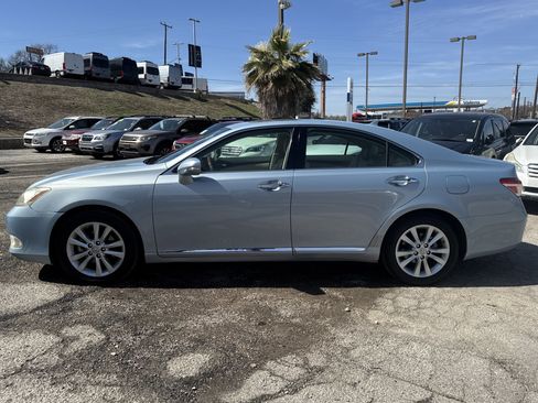 Used 2010 Lexus ES 350 image 6