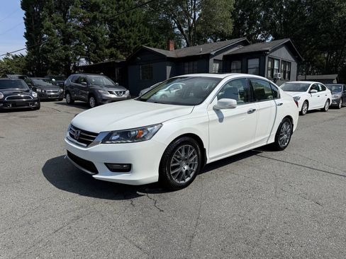 Used 2014 Honda Accord EX-L image 2