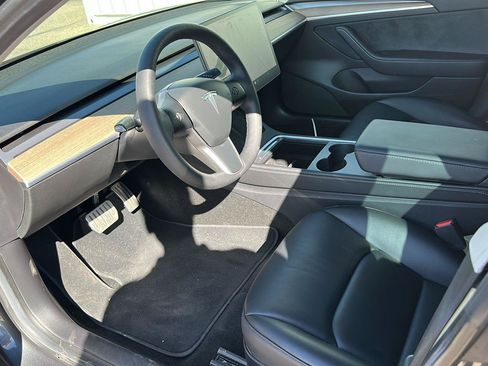 Used 2021 Tesla Model 3 Long Range AWD/4WD image 6