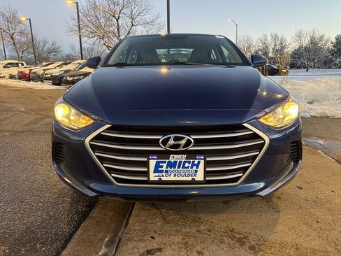 Used 2018 Hyundai Elantra SE image 8