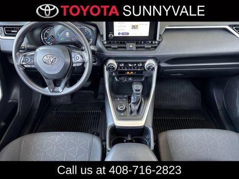 Used 2025 Toyota RAV4 XLE w/ Convenience Package AWD/4WD image 4