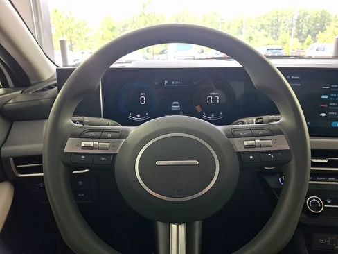 Certified 2025 Hyundai Sonata SE FWD image 23