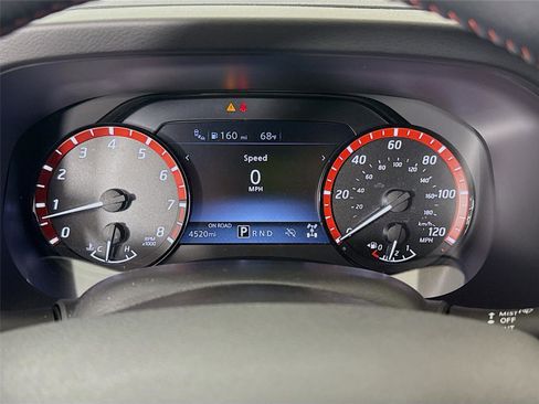 Used 2026 Nissan Frontier PRO-4X w/ Pro-4x Convenience Package image 4