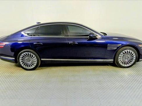 Used 2024 Genesis G80 AWD/4WD image 8