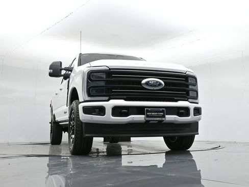 New 2026 Ford F250 Platinum image 55