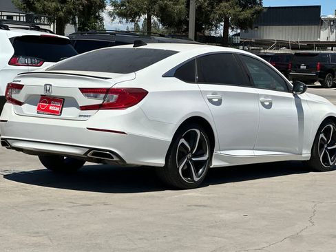 Used 2022 Honda Accord Sport image 3