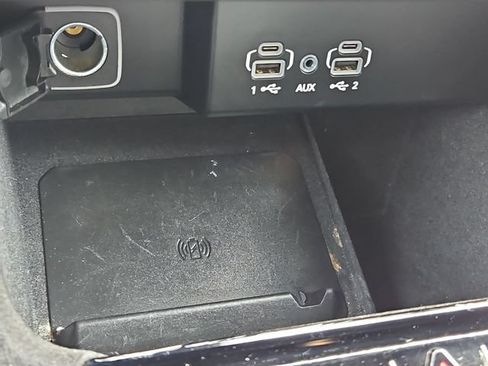 Used 2024 Jeep Wagoneer L Series II RWD image 49