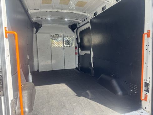 Used 2019 Ford Transit 150 148 Medium Roof image 5