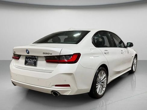 Used 2023 BMW 330e xDrive w/ Driving Assistance Package AWD/4WD image 3