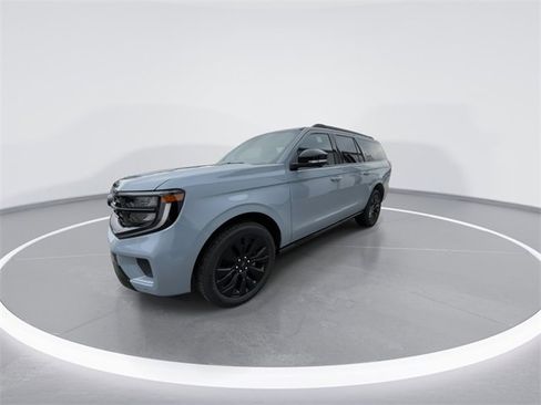 New 2025 Ford Expedition Max Platinum w/ Stealth Appearance Package image 4