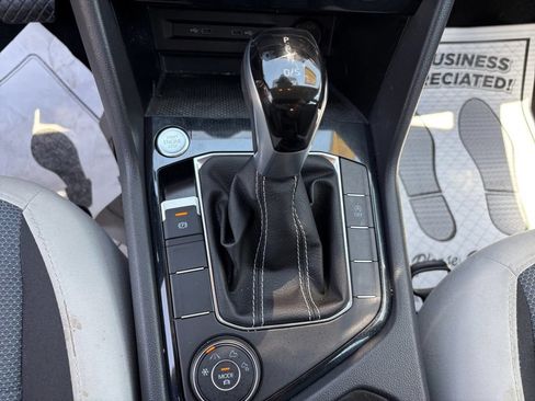 Used 2025 Volkswagen Taos S AWD/4WD image 18