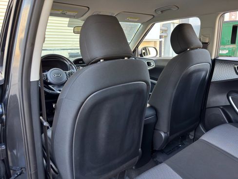 Used 2020 Kia Soul X-Line FWD image 27