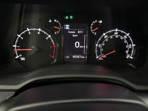 Used 2022 Toyota 4Runner SR5 Premium w/ Moonroof Package image 12