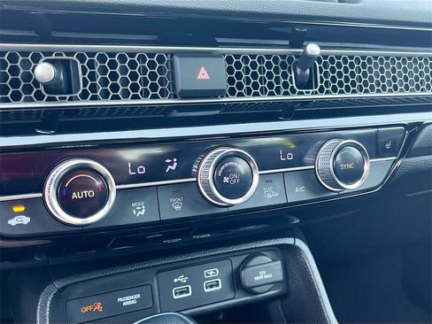 Used 2023 Honda Civic Touring image 16