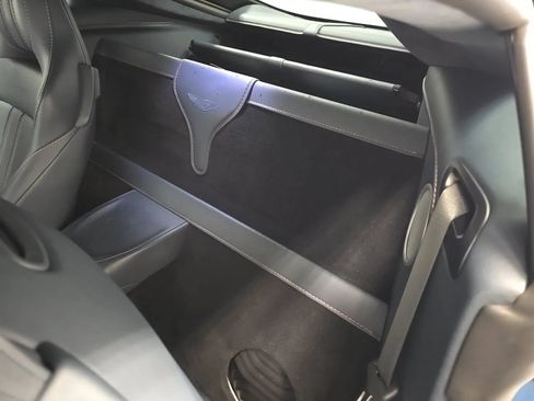 Used 2020 Aston Martin V8 Vantage Coupe RWD image 3