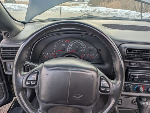 Used 2001 Chevrolet Camaro Z28 w/ SS Performance/Appearance Pkg image 64