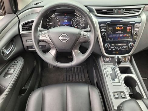 Used 2024 Nissan Murano SV image 12