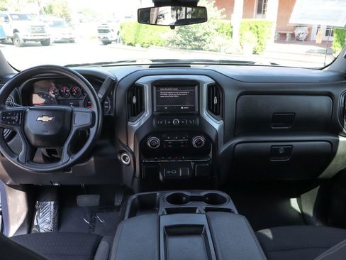Used 2022 Chevrolet Silverado 1500 Custom AWD/4WD image 21