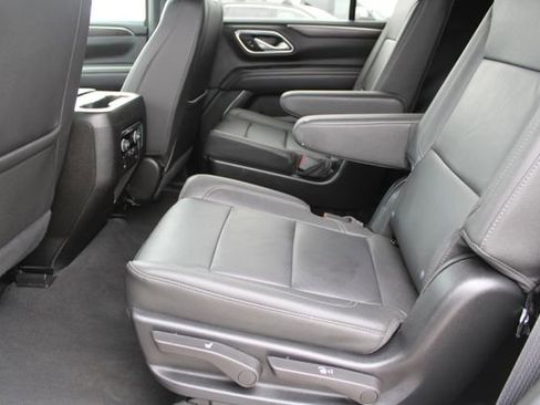 Used 2024 Chevrolet Tahoe Z71 w/ Z71 Off-Road Package AWD/4WD image 41