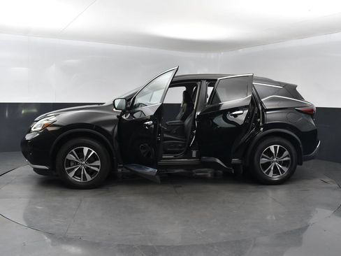 Used 2022 Nissan Murano SV w/ Cargo Package FWD image 2