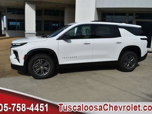 New 2026 Chevrolet Traverse LT w/ Driver Confidence Package image 5