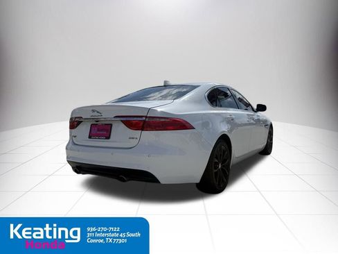 Used 2020 Jaguar XF Premium image 7