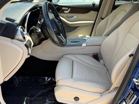 Used 2022 Mercedes-Benz GLC 300 image 26