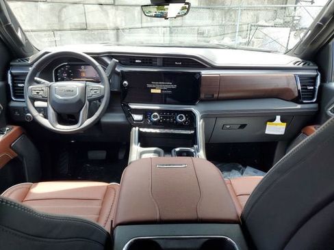 New 2026 GMC Sierra 3500 Denali Ultimate AWD/4WD image 13