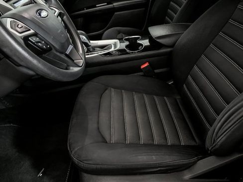 Used 2014 Ford Fusion SE image 11