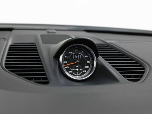 Used 2018 Porsche 911 Carrera T RWD image 32