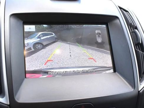 Used 2020 Ford Edge SEL AWD/4WD image 22