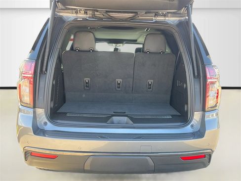 Used 2022 Chevrolet Tahoe RST w/ Luxury Package image 29