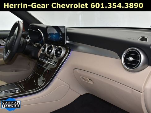 Used 2021 Mercedes-Benz GLC 300 image 24