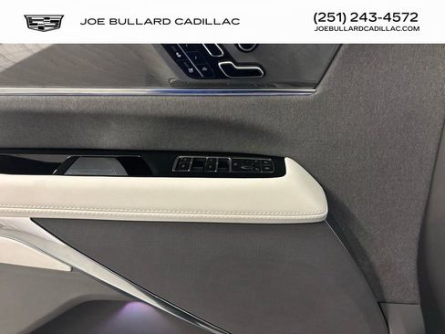 New 2026 Cadillac Escalade IQ Sport 1 w/ LPO, Floor Liner Package AWD/4WD image 7