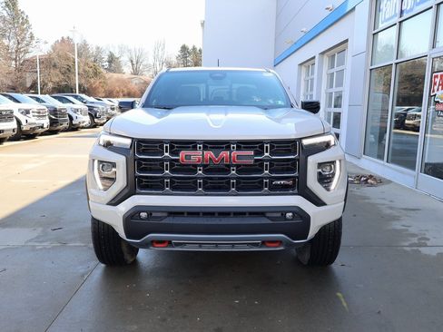 New 2026 GMC Canyon AT4 image 5