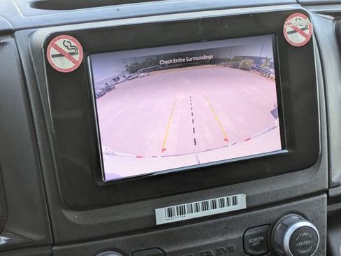 Used 2025 RAM ProMaster 2500 w/ Convenience Group FWD image 19