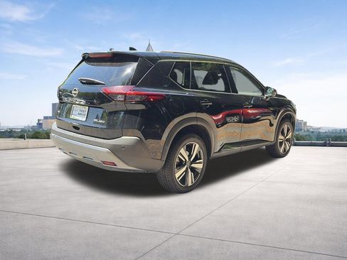 Used 2023 Nissan Rogue SL AWD/4WD image 3