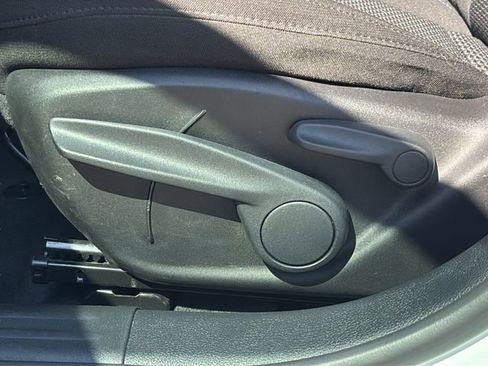 Used 2024 Jeep Compass Sport image 19