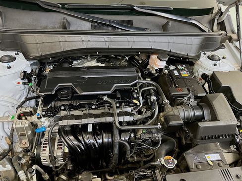 Used 2025 Hyundai Kona SEL image 33