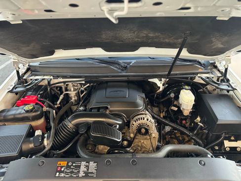 Used 2014 Chevrolet Tahoe LT image 15