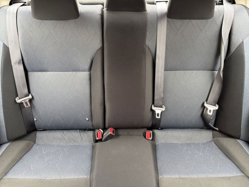 Used 2025 Nissan Versa SV FWD image 36