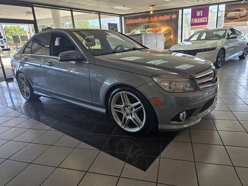Used 2010 Mercedes-Benz C 300 Sedan w/ Multimedia Pkg image 3