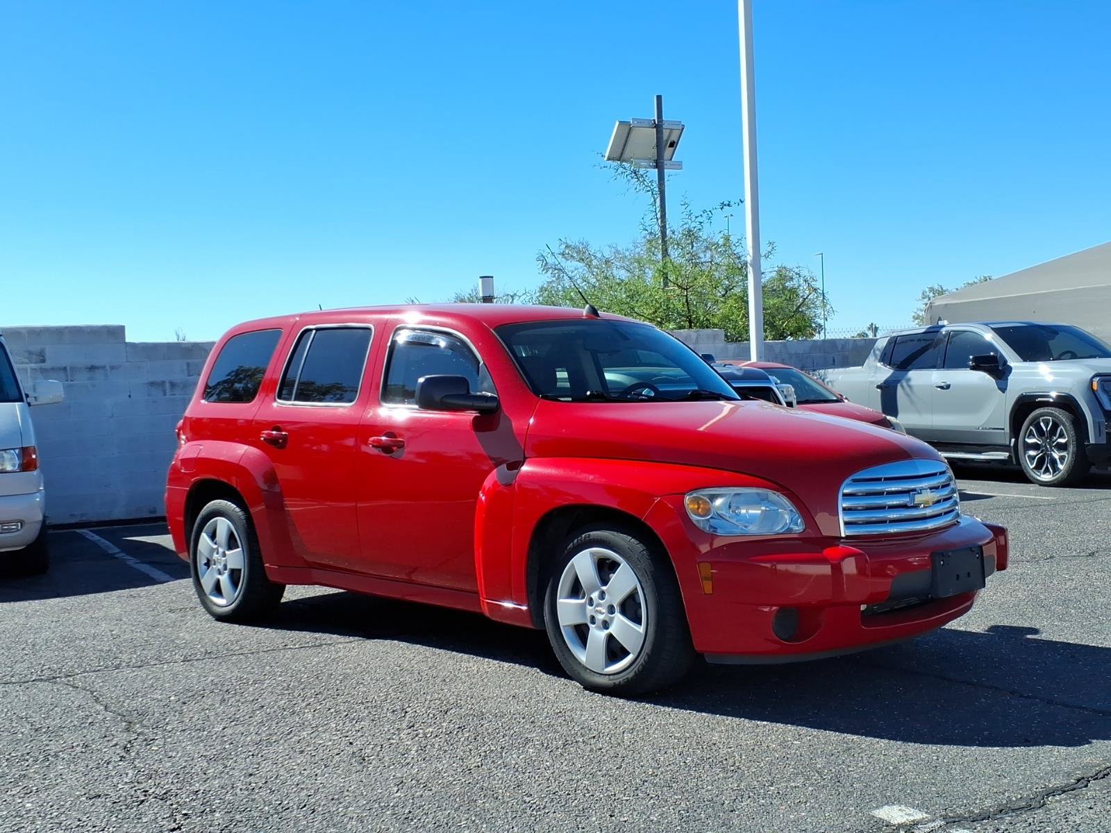 Used 2011 Chevrolet HHR LS FWD image 7